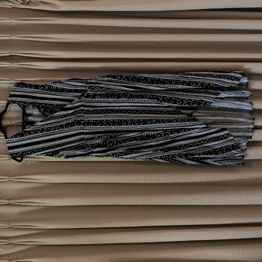 Women's Size 24 Lane Bryant Black & White Stripe Sleeveless Maxi Dress